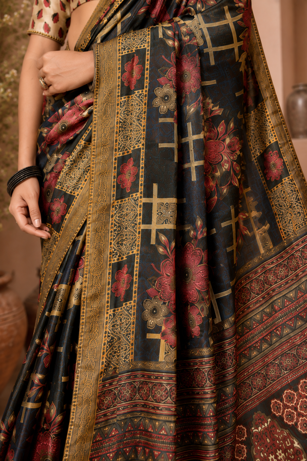 Noir Vastra Heritage Saree