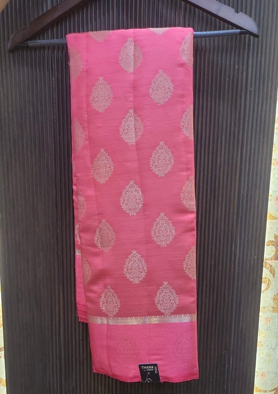 Elegant Banarasi Silk Saree with Subtle Zari Motifs