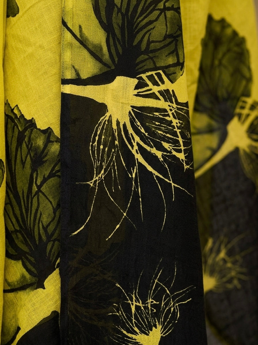 Golden Noir Dandelion Saree