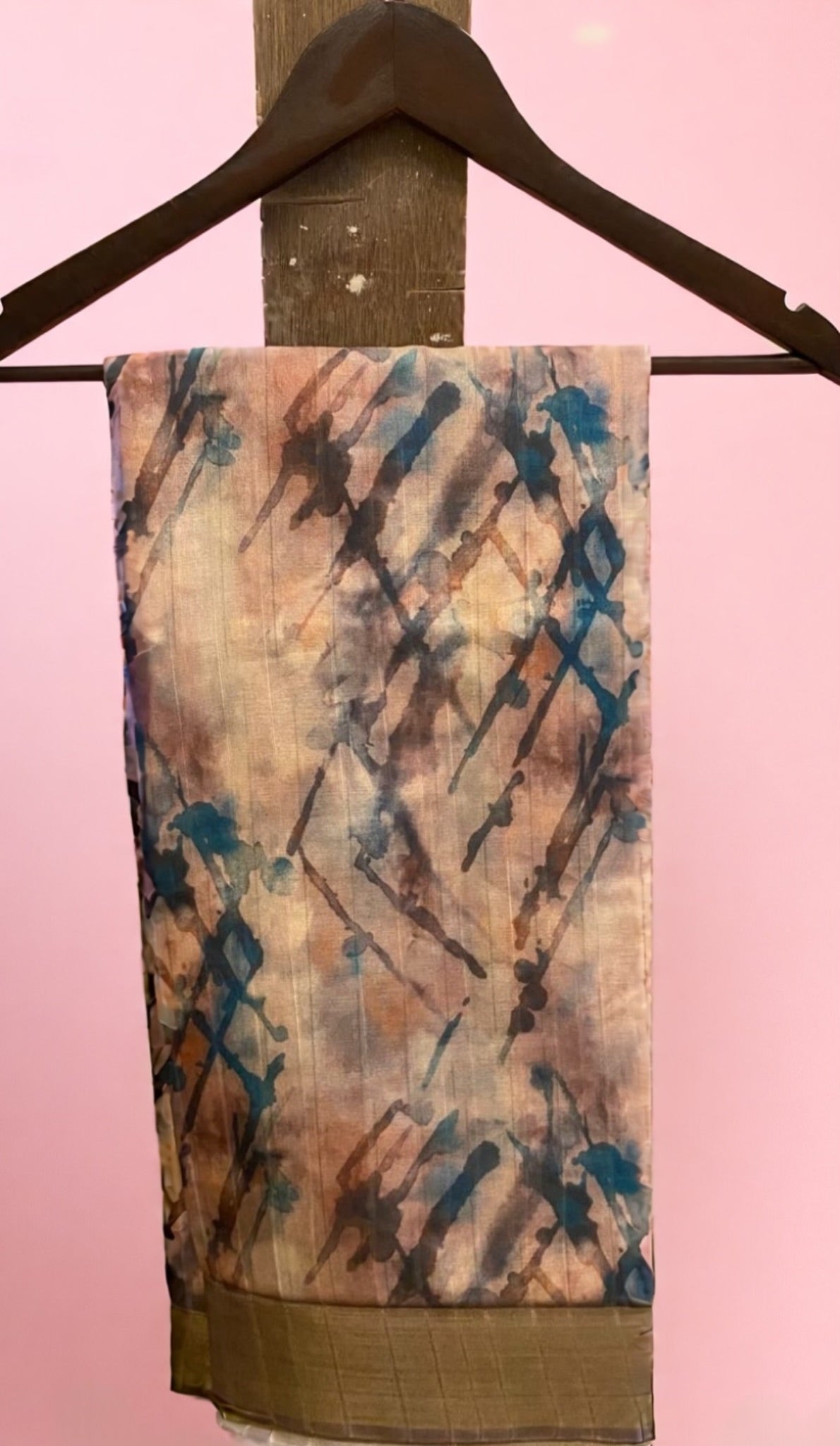 Checked Floral Border Saree