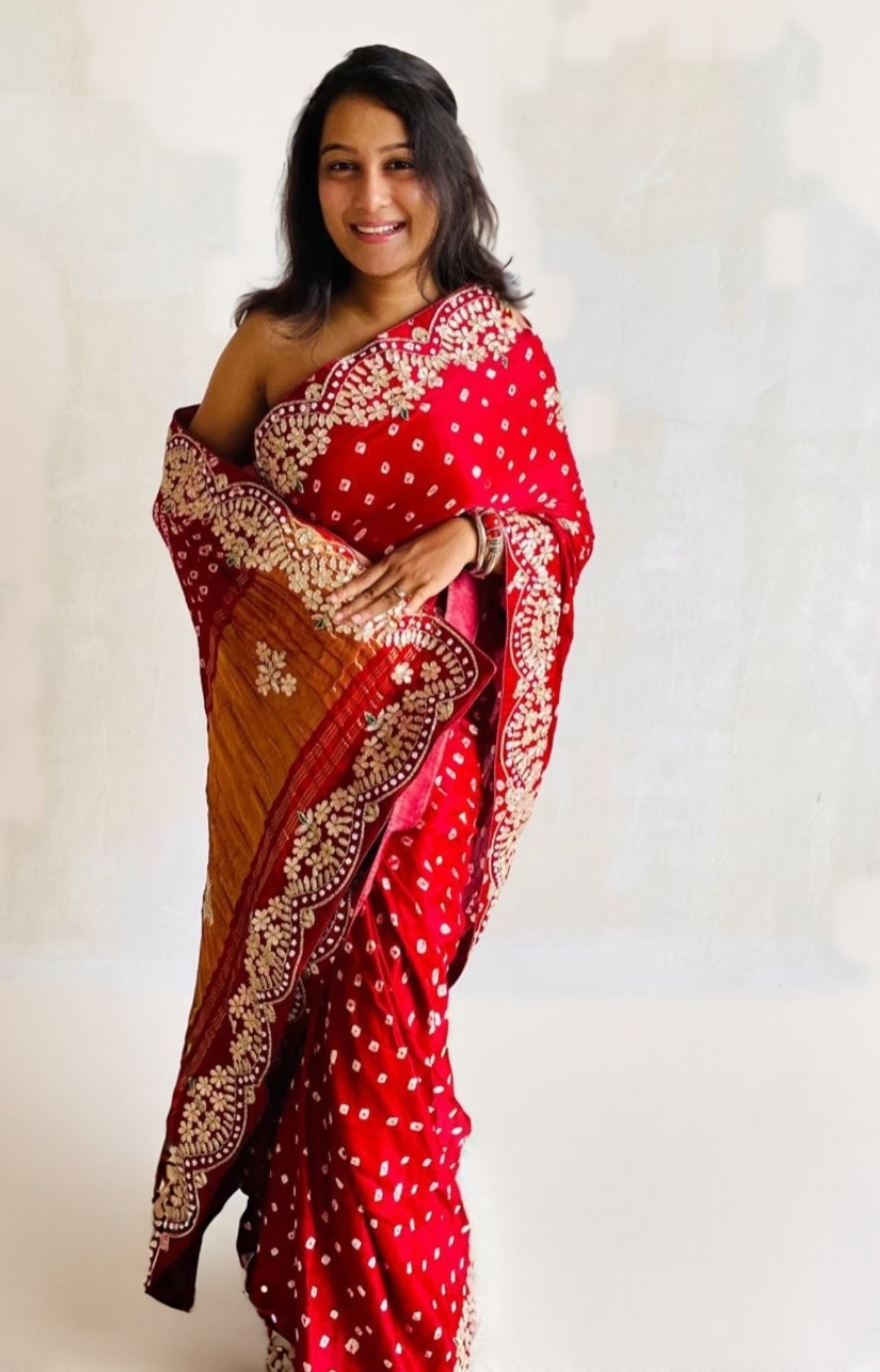 Traditional Red Bandhani Saree with Heavy Zari Embroidery