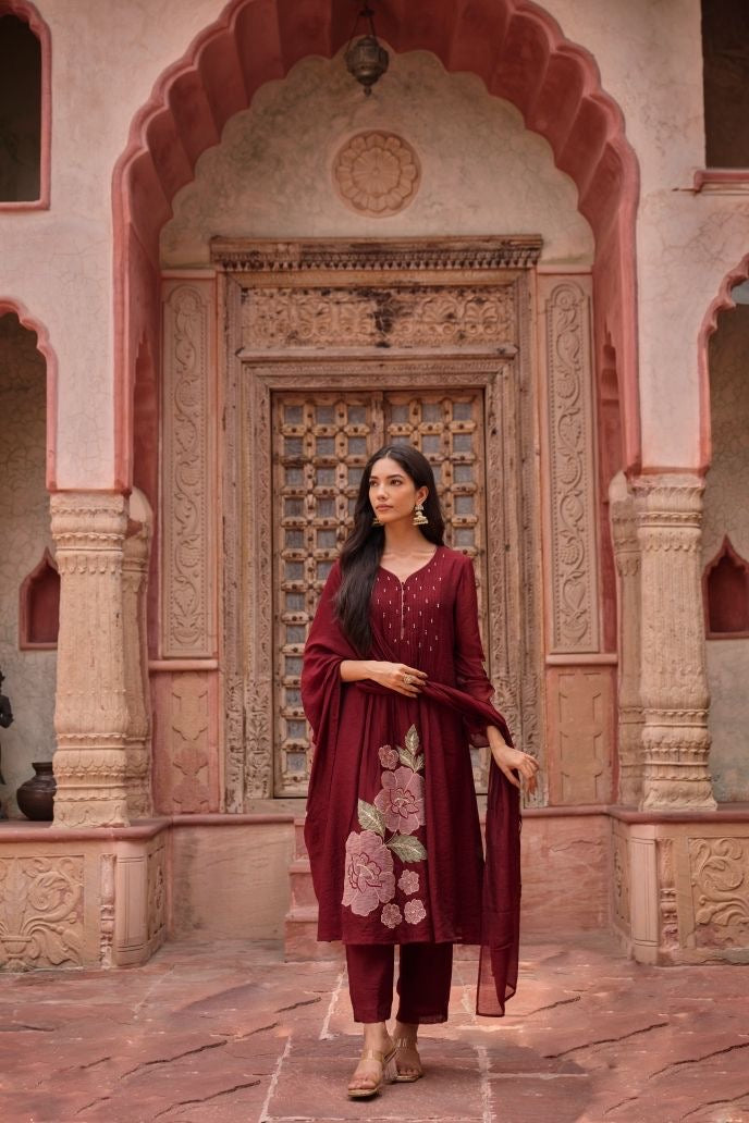 Noor-E-Gul Embroidered Suit Set